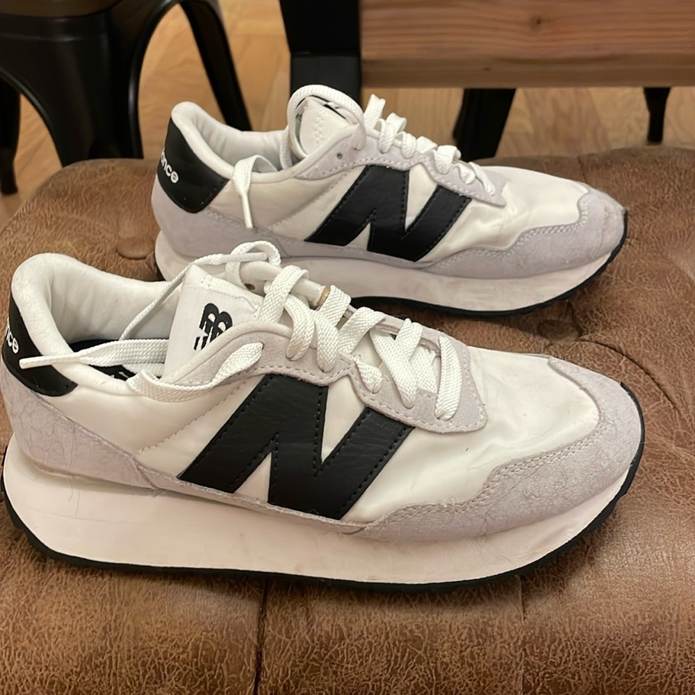 New Balance 6.5 women’s